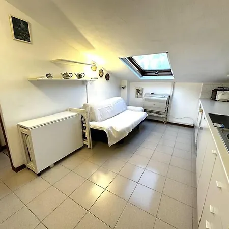 Suite A 1 Minuto Dalla Spiaggia A Piedi - Sanremo Exterior photo