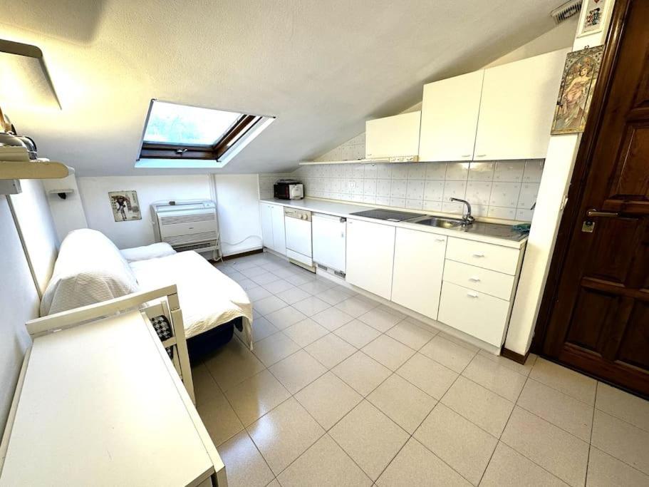 Apartment A 1 Minuto Dalla A Piedi - *
